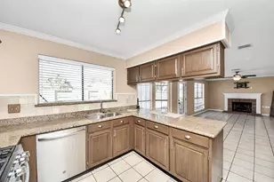 7607 Plumtree Forest Cir Circle, Houston, TX 77095 - Photo 20