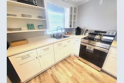 310 Marine Way, Freeport, TX 77541 - Photo 6