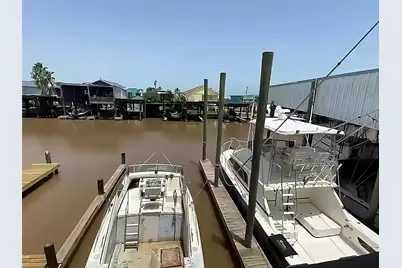 310 Marine Way, Freeport, TX 77541 - Photo 4