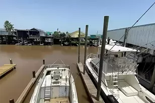 310 Marine Way, Freeport, TX 77541 - Photo 4