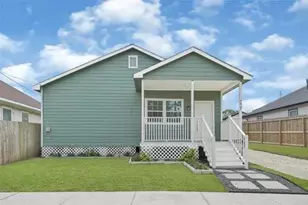 7926 Hudson St, Houston, TX 77012 - Photo 1