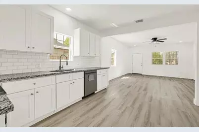 7926 Hudson Street, Houston, TX 77012 - Photo 6
