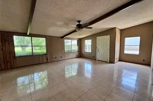 106 W Prairie Ave, Eagle Lake, TX 77434 - Photo 20