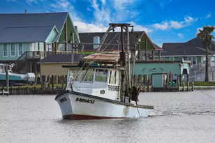 1493 County Rd 291, Sargent, TX 77414 - Photo 20