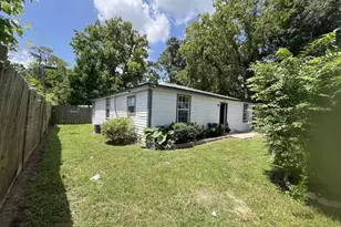 5930 Annunciation St, Houston, TX 77016 - Photo 10