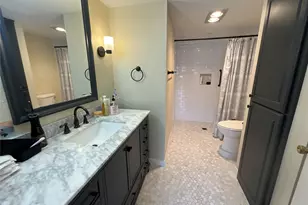 7004 Williams Dr, Galveston, TX 77551 - Photo 10