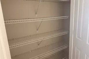 13107 Lawsons Creek Ln, Houston, TX 77072 - Photo 16