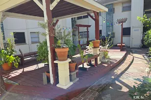 301 Avondale St, Houston, TX 77006 - Photo 4