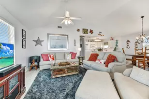 4130 Hardin Dr, Galveston, TX 77554 - Photo 10