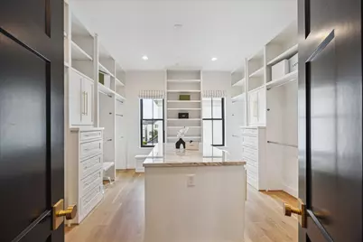 819 Blackshire Lane, Houston, TX 77055 - Photo 18