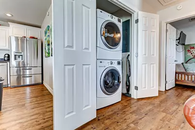 862 Holiday, Crystal Beach, TX 77650 - Photo 20