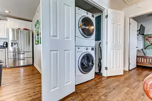 862 Holiday, Crystal Beach, TX 77650 - Photo 20