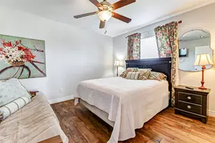862 Holiday, Crystal Beach, TX 77650 - Photo 16