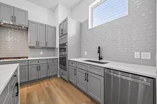 1103 Wilson St, Houston, TX 77019 - Photo 6