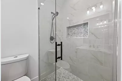 1103 Wilson St, Houston, TX 77019 - Photo 18