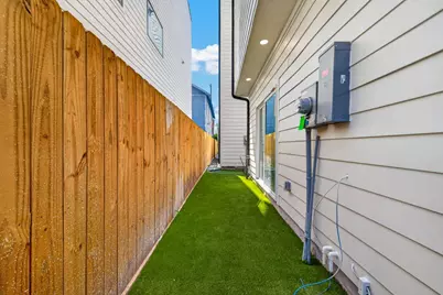 1103 Wilson St, Houston, TX 77019 - Photo 30