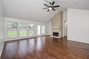 914 Garrett Dr, Magnolia, TX 77354 - Photo 2