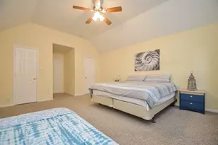 7102 Biton Dr, Houston, TX 77083 - Photo 14