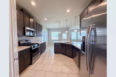 222 Ashley Way, Alvin, TX 77511 - Photo 2