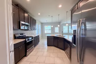 222 Ashley Way, Alvin, TX 77511 - Photo 2