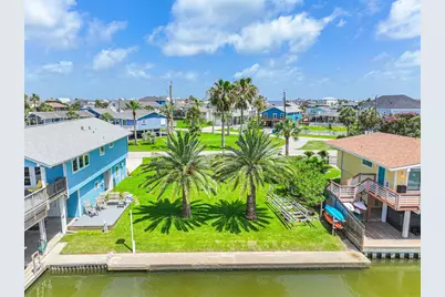 16611 Flamingo Way, Jamaica Beach, TX 77554 - Photo 1