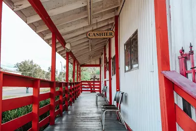 8110 Southbank Street, Houston, TX 77033 - Photo 2