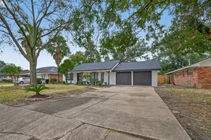 7718 Morley St, Houston, TX 77061 - Photo 12