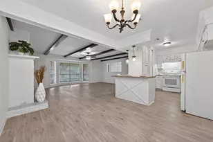 7718 Morley St, Houston, TX 77061 - Photo 20
