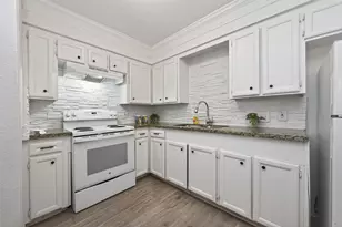 7718 Morley St, Houston, TX 77061 - Photo 24