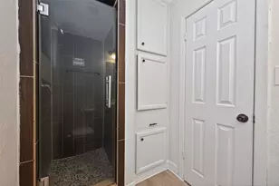 7718 Morley St, Houston, TX 77061 - Photo 32