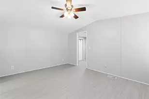 184 Lions Cir, Onalaska, TX 77360 - Photo 16