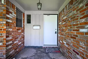 10318 Belfast Rd, La Porte, TX 77571 - Photo 6