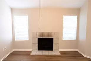 2021 Spenwick Dr, Houston, TX 77055 - Photo 18