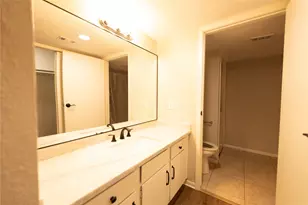 2021 Spenwick Dr, Houston, TX 77055 - Photo 12