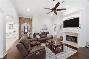 302 Spring Brook Ct Ct, Lumberton, TX 77657 - Photo 8