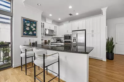 2211 Briarglen Drive #502, Houston, TX 77027 - Photo 4