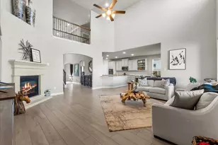 2417 Lake Mist Dr, Texas City, TX 77568 - Photo 12