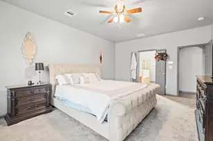 16918 Lake Willowby Ln, Houston, TX 77044 - Photo 20