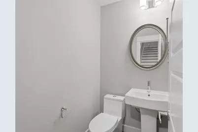 2057 Sherwood Forest Street, Houston, TX 77043 - Photo 12