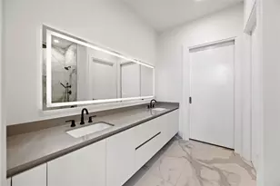 1711 Allen Pkwy, Houston, TX 77019 - Photo 8