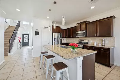 2933 Fox Ledge Court, Conroe, TX 77301 - Photo 6