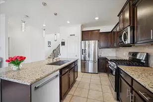 2933 Fox Ledge Ct, Conroe, TX 77301 - Photo 10