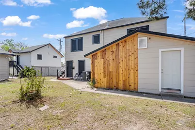 2633 W Main Street #DPLX, Baytown, TX 77520 - Photo 2