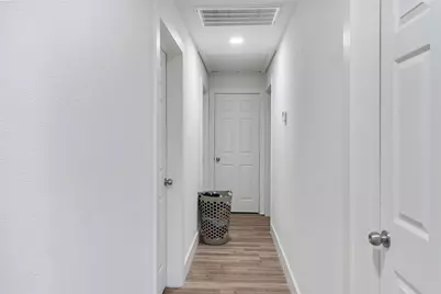 2633 W Main Street #DPLX, Baytown, TX 77520 - Photo 8
