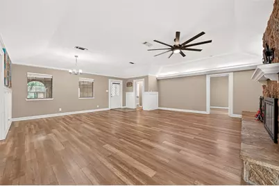 5607 Avenue M 1/2, Santa Fe, TX 77510 - Photo 10