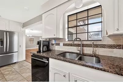 5607 Avenue M 1/2, Santa Fe, TX 77510 - Photo 16
