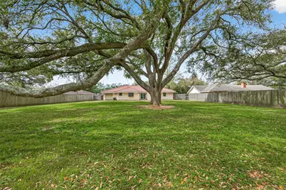 5607 Avenue M 1/2, Santa Fe, TX 77510 - Photo 44