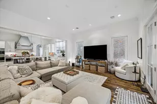 2501 Yupon St, Houston, TX 77006 - Photo 18