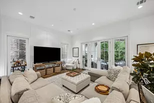 2501 Yupon St, Houston, TX 77006 - Photo 4