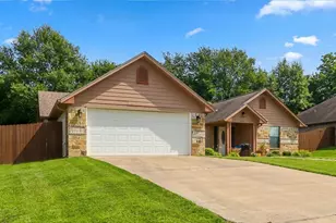 244 Cedar Hill Loop, Lufkin, TX 75904 - Photo 2